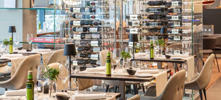 卢加诺帕拉迪索诺富特酒店(Novotel Lugano Paradiso)图片