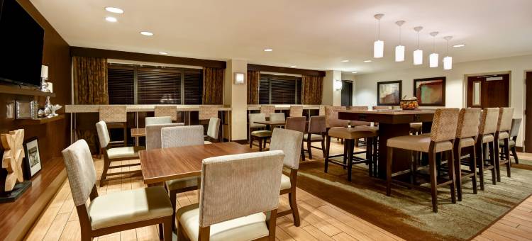 亚特兰大 - 乔治亚购物中心希尔顿欢朋酒店(Hampton Inn Atlanta-Mall of Georgia)图片