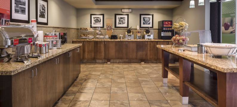 林肯东北I 80号欢朋套房酒店(Hampton Inn & Suites Lincoln Northeast/I-80)图片