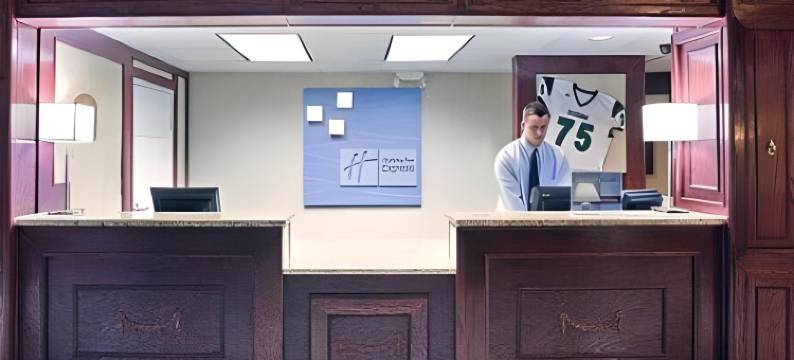 塔勒阔戴斯套房酒店(Days Inn & Suites by Wyndham Tahlequah)图片