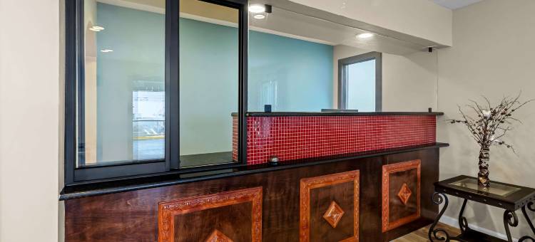 路边旅馆和套房(Rodeway Inn & Suites)图片