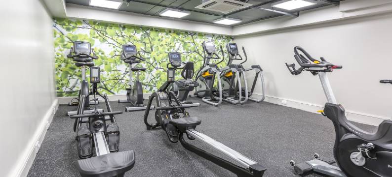 赫尔利顿湖酒店(Hellidon Lakes Hotel)图片