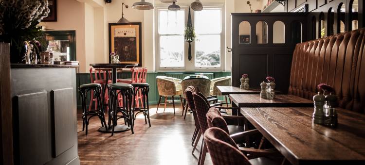 昆世海德酒店(The Queen's Head)图片