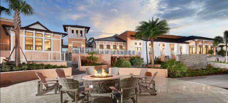 度假村风格之家带泳池，靠近迪士尼！(Resort-Style Home with Pool, Near Disney!)图片