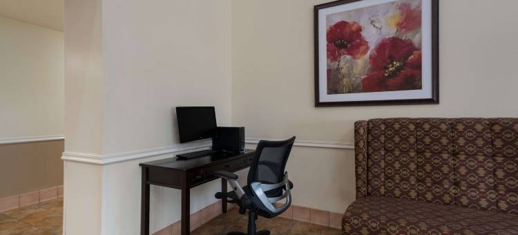 萨利纳斯谷贝斯特韦斯特优质套房酒店(Best Western Plus Salinas Valley Inn  Suites)图片