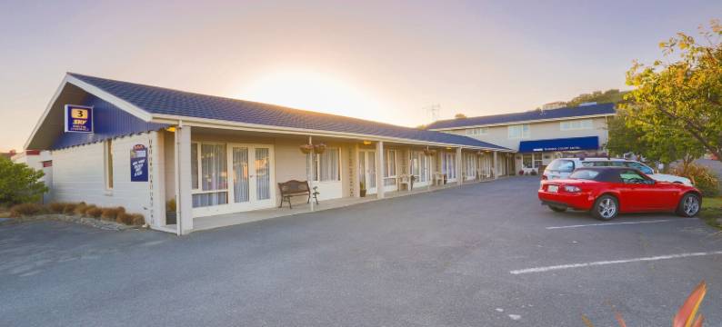 托马斯3A庭院汽车旅馆(AAA Thames Court Motel)图片