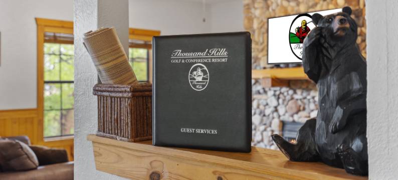 Connected Cabins with Cozy Living Space - Inviting Family Retreat图片