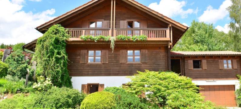 拥有花园的巴伐利亚艾森施泰因公寓(Wohnung in Bayerisch Eisenstein Mit Garten)图片