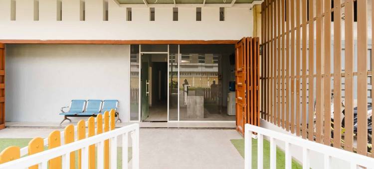 红多兹酒店@棉兰2号赫尔维蒂亚(RedDoorz @ Helvetia Medan 2)图片