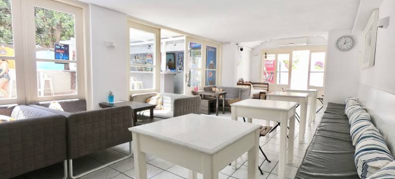 佩里萨海滩安妮公寓(Anny Studios & Rooms Perissa Beach)图片