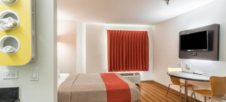 6号哈维汽车旅馆(Motel 6 Harvey, IL)图片