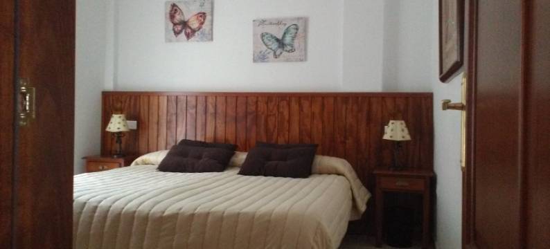 奎尔克斯公寓酒店(Casa Quercus Con Piscina Privada)图片