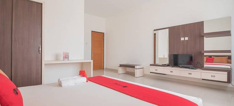 红多兹伊斯兰酒店-沙龙盖奇昂朱尔(RedDoorz Syariah @ Sarongge Cianjur)图片
