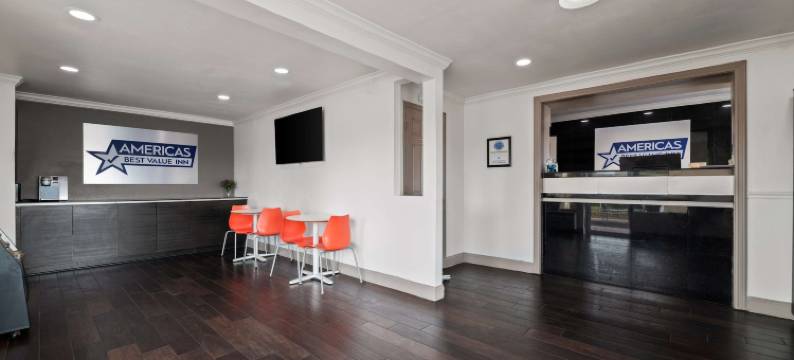 奥兰多美洲最佳价值酒店(Howard Johnson by Wyndham Airport Florida Mall)图片