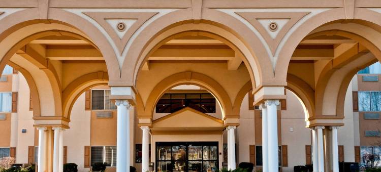 南本德圣母院大学区舒适套房酒店(Comfort Suites University Area Notre Dame-South Bend)图片