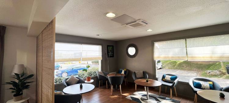 维勒局斯特库尔塔伯康铂酒店(Campanile Villejust - ZA Courtaboeuf)图片