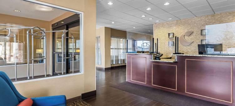 怀俄明大学附近舒适套房酒店(Comfort Inn Near University of Wyoming)图片