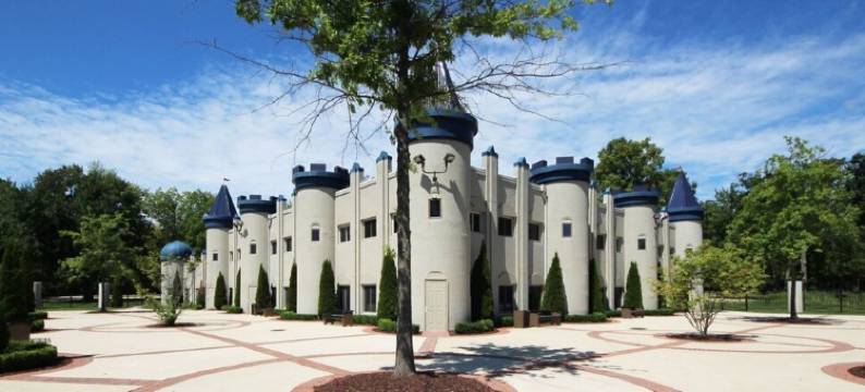 Lake Access Cabin with HotTub, Firepit and Indoor Pool Access图片