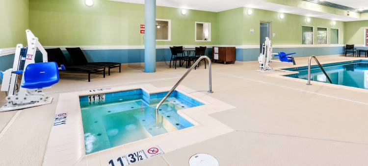 智选假日套房酒店克拉马斯福尔斯环(Holiday Inn Express & Suites Klamath Falls Central)图片