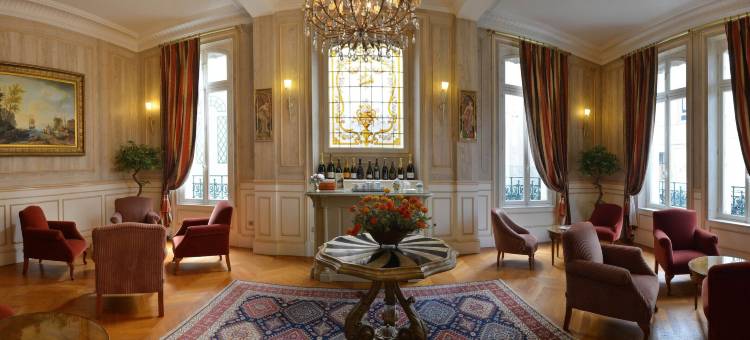 让松卡斯特酒店(Hotel Castel Jeanson)图片