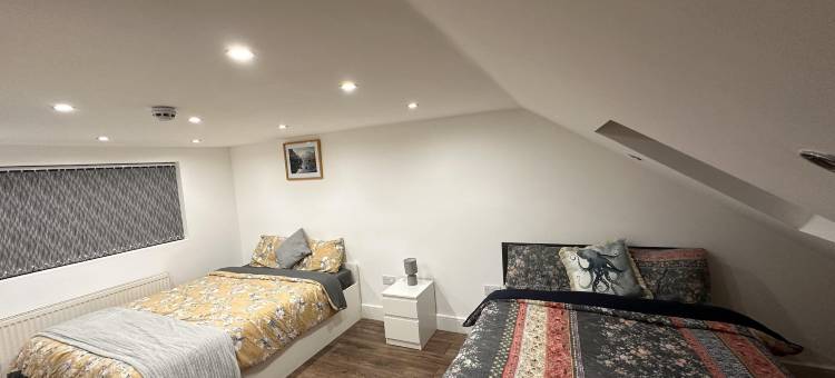 6卧3浴之家 - 可住14人 & 免费停车(6-bed 3-bath Home - Sleeps 14 & Free Parking)图片