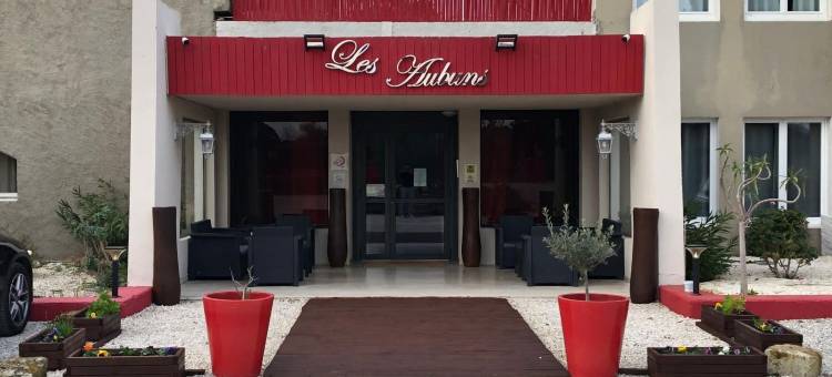 雷斯阿本乡村酒店(Logis Hôtel Restaurant les Aubuns)图片
