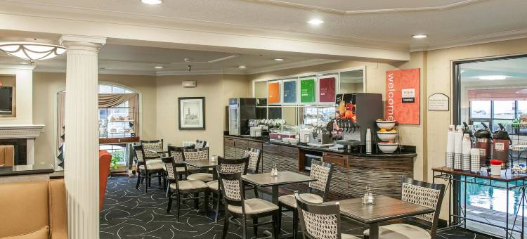 印第安纳波利斯南I-65舒适酒店(Comfort Inn Indianapolis South I-65)图片