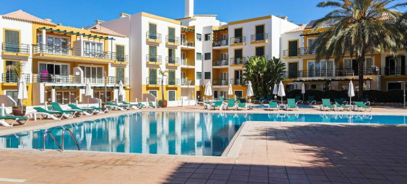 金塔莫尔加多 - 图里斯提可蒙特达艾拉酒店(Quinta do Morgado - Apartamentos Turisticos Monte Da Eira)图片