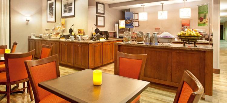 埃尔帕索机场欢朋套房酒店(Hampton Inn & Suites El Paso-Airport)图片