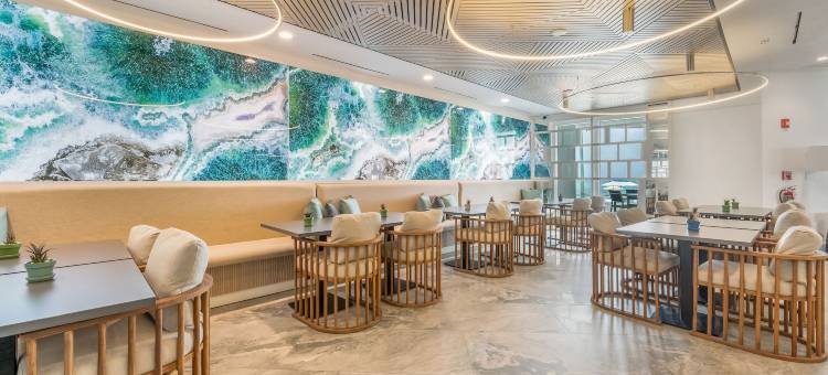 朗姆角俱乐部套房(Club Suites at Rum Point)图片