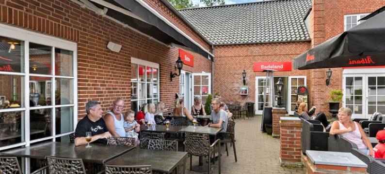 波索雷海边初露营地芬(First Camp Bøsøre Strand Feriepark)图片