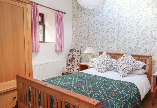 Dovetail Cottage Hotel Overview