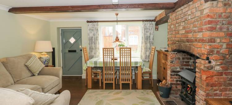 复活节小屋(Easter Cottage)图片