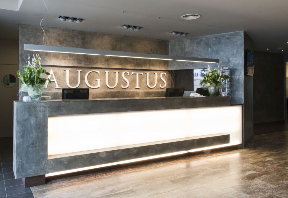 Augustus Hotel Overview