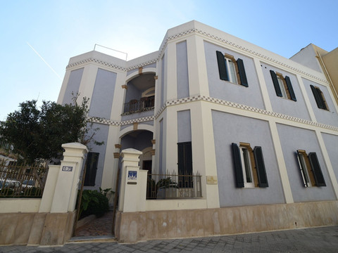 巴罗尼自由豪华水疗精品酒店