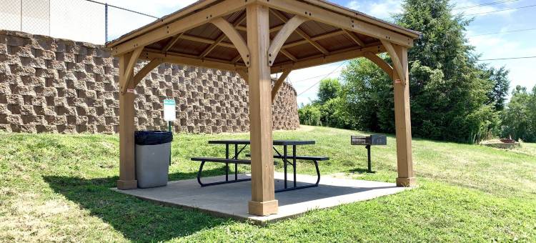 伊克诺旅馆昆西(Econo Lodge Quincy)图片