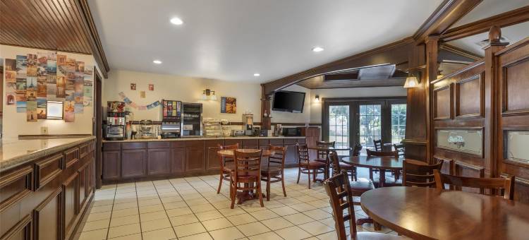 精品酒店(Surestay Plus Hotel By Best Western Auburn)(SureStay Plus Hotel by Best Western Auburn)图片