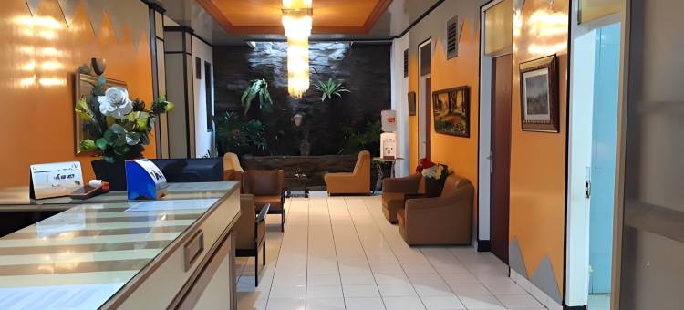 阿尤家庭酒店(Familie Ayu Hotel)图片