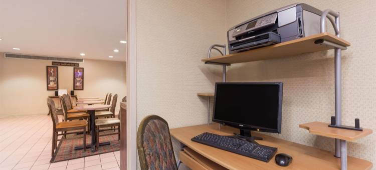 得梅因西克莱夫温德姆戴斯酒店(Days Inn by Wyndham West des Moines / Clive)图片