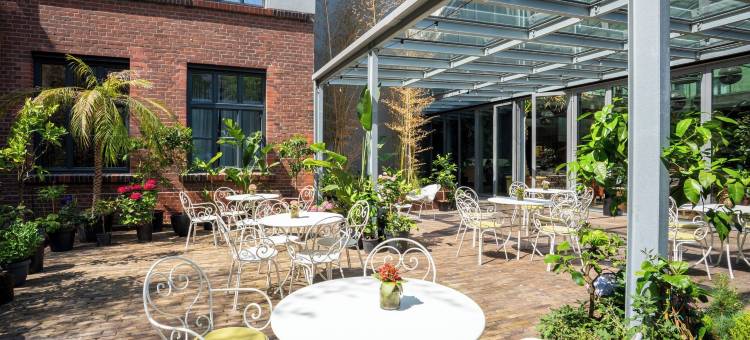 斯莱柏林(Sly Berlin)图片