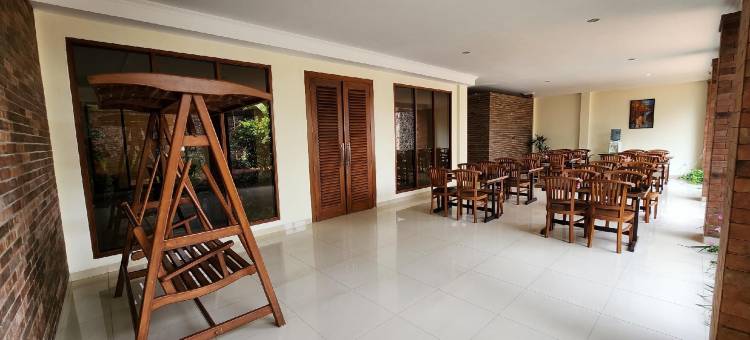 迪亚凡普沃达迪酒店(Hotel Diafan Purwodadi)图片