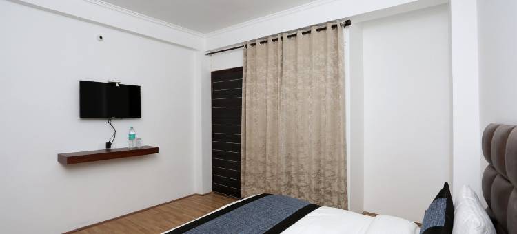 OYO 8985 夏日国王酒店(Hotel O Summer King)图片