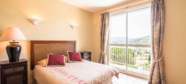 Villa in Limoux with Private Pool & Mountain Views图片