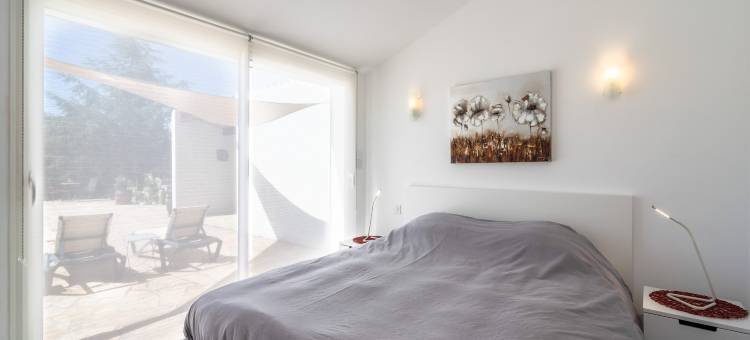 Beautiful villa with private heated pool图片