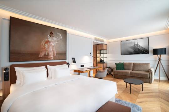 麗笙臻選酒店，布達佩斯大教堂