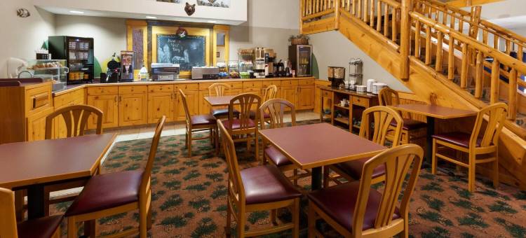 Shell Lake Lodge, a Travelodge by Wyndham图片