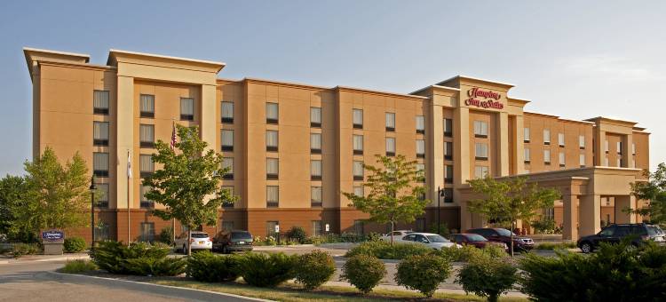 诺尔玛布卢明顿欢朋套房酒店(Hampton Inn & Suites Bloomington-Normal)图片