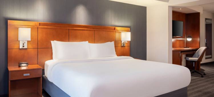 哥伦布新奥尔巴尼万怡酒店(Courtyard Columbus New Albany)图片