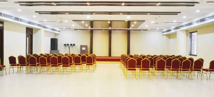 缤旅蜂镇酒店(FabHotel Bee Town)图片