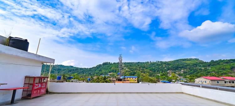 FabHotel顶楼(FabHotel Penthouse - A K Dev Road)图片